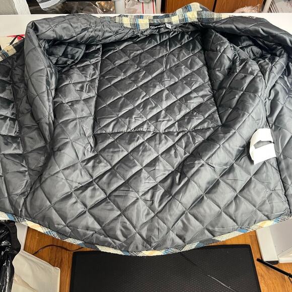 Gifts of Fortune Tomahawk Quilted Plaid Flannel Jacket Long Sleeve Button Up L - Picture 4 of 16